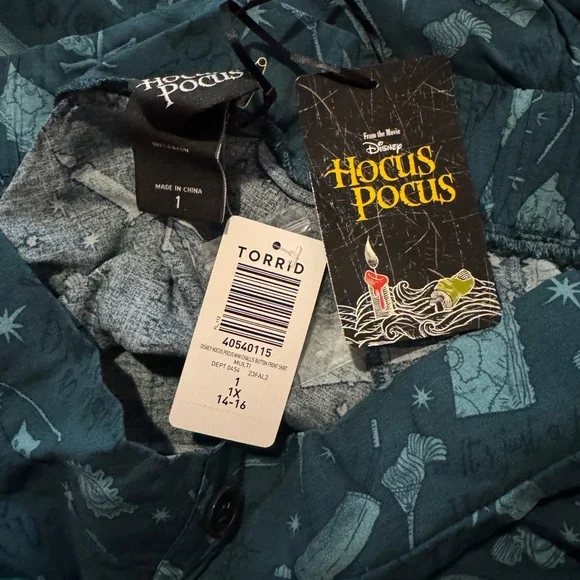 New Torrid Size 1 (14/16) Disney Hocus Pocus Mini Challis Button Front Skirt NWT - Picture 8 of 14